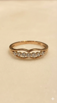 The Floating Curve Rose Gold Diamond Ring