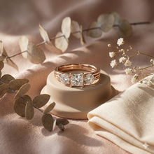 The Rose Gold Princess & Round Diamond Three-Stone Bridal Set