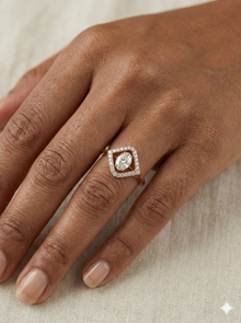 The Rose Gold Geometric Oval Floating Diamond Ring