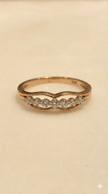 The Floating Curve Rose Gold Diamond Ring