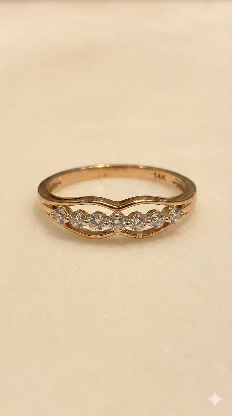 The Floating Curve Rose Gold Diamond Ring