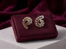 Solitaire Diamond Party-Ready Stud Earrings for Women in 14KT Gold