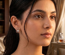 Gold & Diamond Everyday Stud Earrings for Women in 14KT Gold